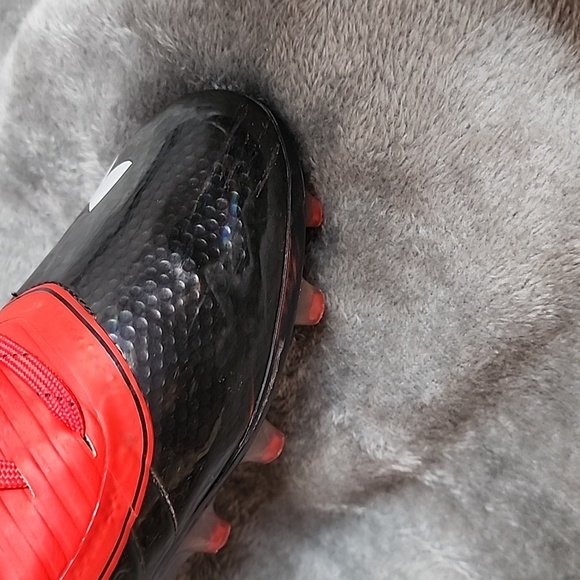 Under Armour Men's Football Cleats - Picture 10 of 13